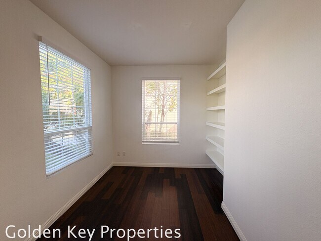 Building Photo - Welcome to this stunning home located in the desirable Rancho Carrillo neighborhood of Carlsbad!