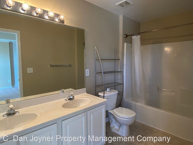 Building Photo - 2 br, 2.5 bath House - 100 Auburn Top Lane