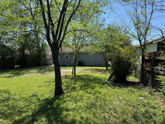 Building Photo - 7315 Toland St