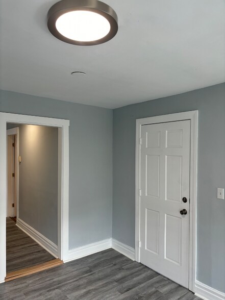 Building Photo - 656 Second St