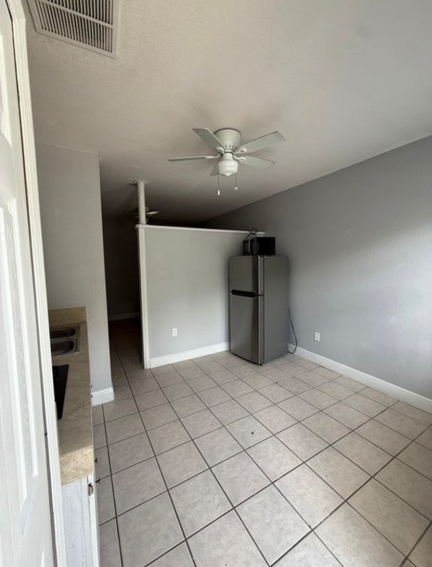 Building Photo - 2725 Uintah Ave