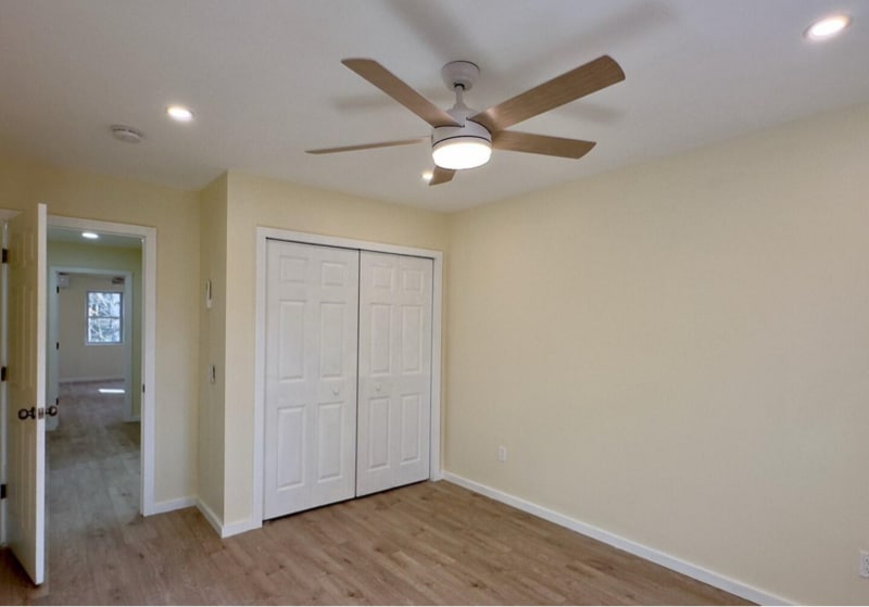 Building Photo - 111 Sunrise Dr