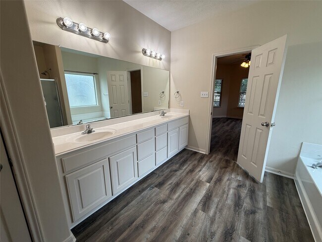 Building Photo - 4918 Comal River Loop