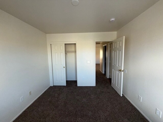 Building Photo - 5049 Hazelyn Ct