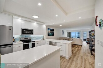 Building Photo - 750 N Ocean Blvd
