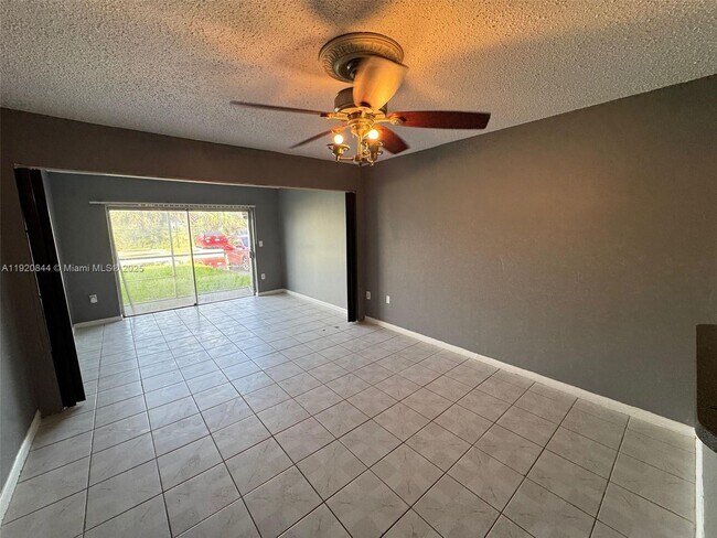 Building Photo - 3710 NW 21st St