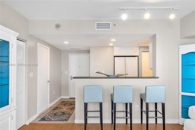 Building Photo - 335 S Biscayne Blvd