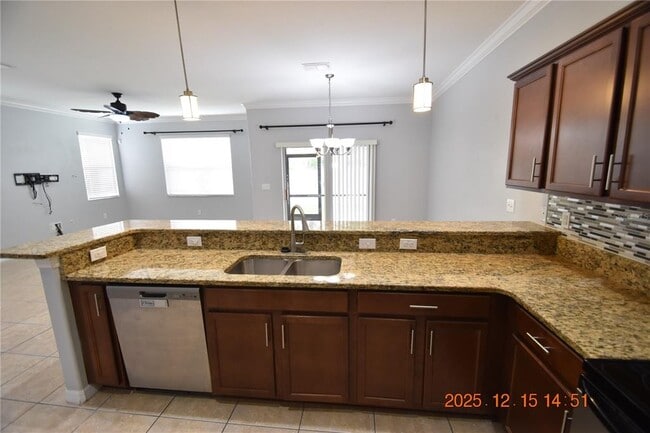 Building Photo - 20210 Pond Apple Ln