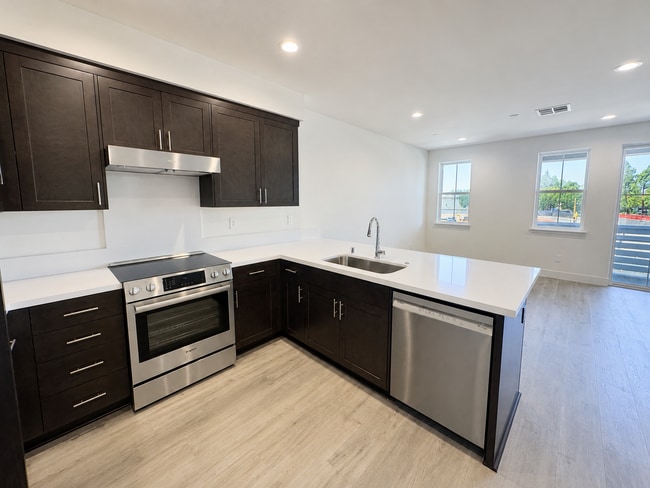 Building Photo - Brand New Townhouse in Livermore at Solera at Arroyo Crossings