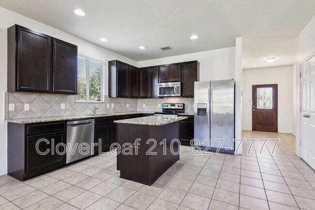 Building Photo - 3628 Lazy Diamond