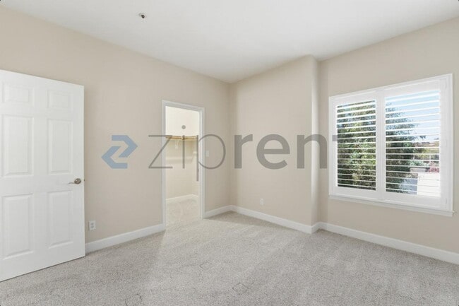 Building Photo - 9600 N 96th St