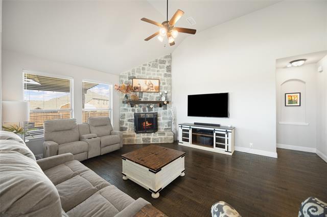 Building Photo - 532 Thompson Dr