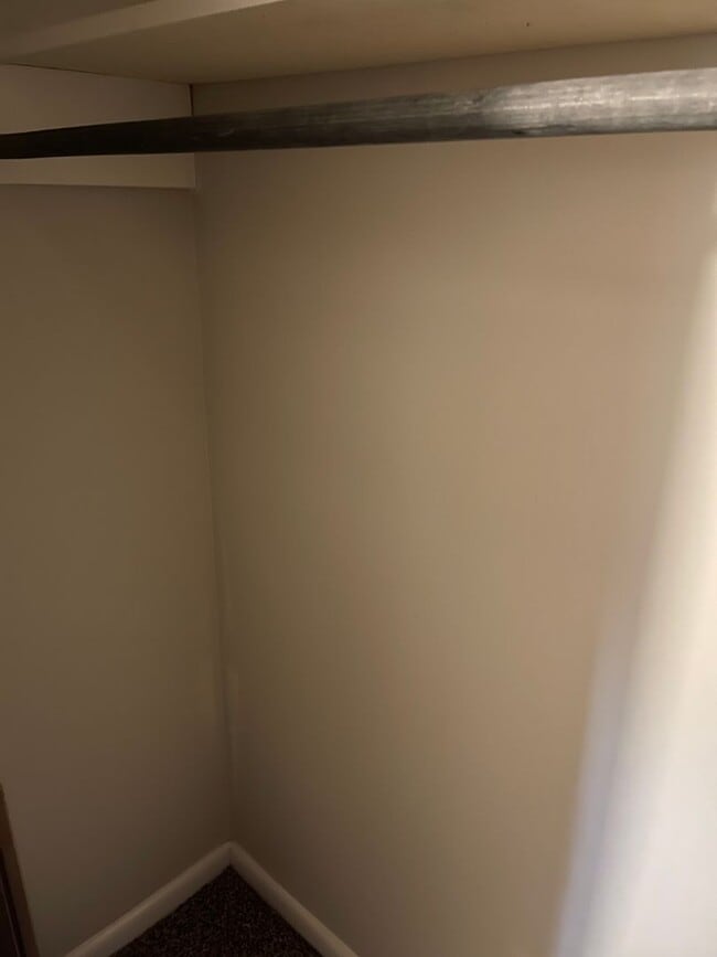 Building Photo - Shadows Acres.. New Flooring..New Paint.....