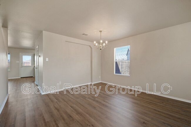 Building Photo - 144 Crest Bluff