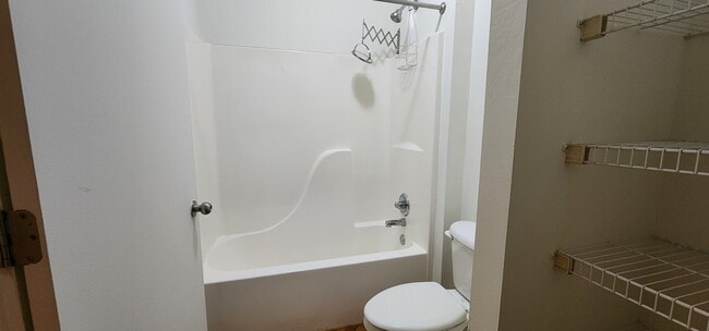 Bathroom - 87 Peachtree St SW