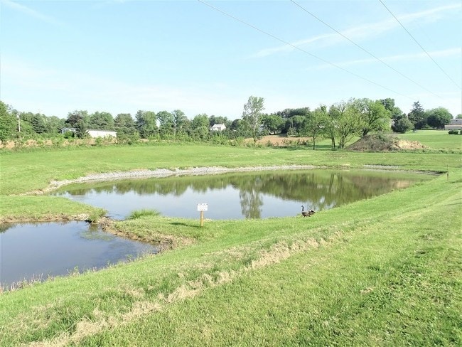 Building Photo - 200 Holly Tree Rd