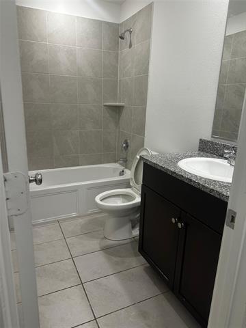 Building Photo - 6099 Determine Ln