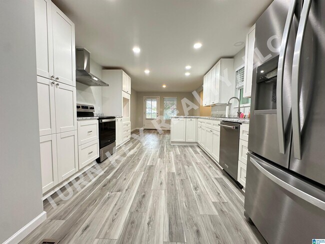 Building Photo - 7082 US-11