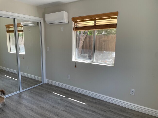 Building Photo - 5832 Donna Ave