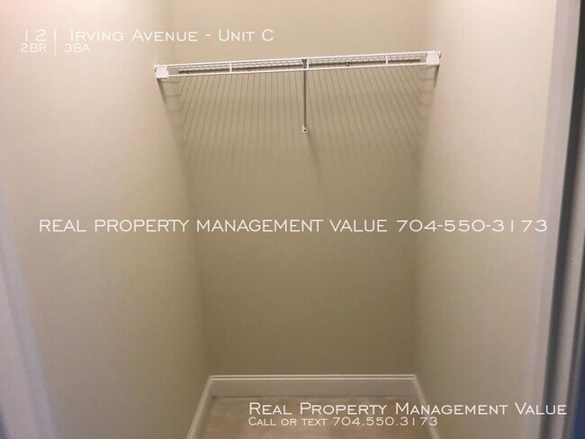 Building Photo - Two Bedroom Townhome in Legacy Village