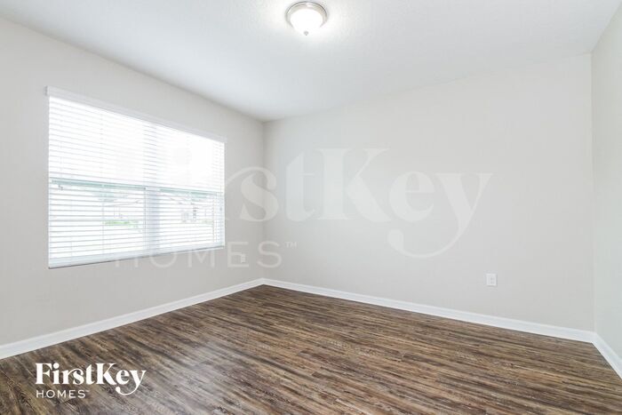 Building Photo - 4135 Lindever Ln