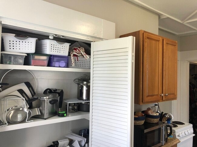 Building Photo - 13 Nonantum Pl