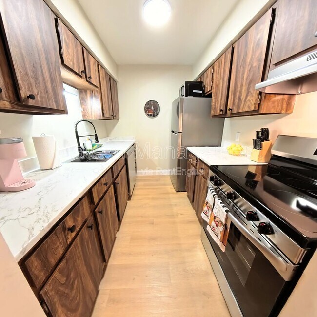 Building Photo - 2519 Culver Rd