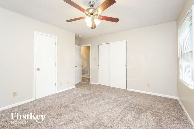 Building Photo - 5312 Carolwood Dr