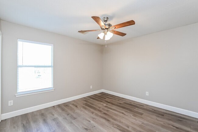 Building Photo - 21446 Wilona Way