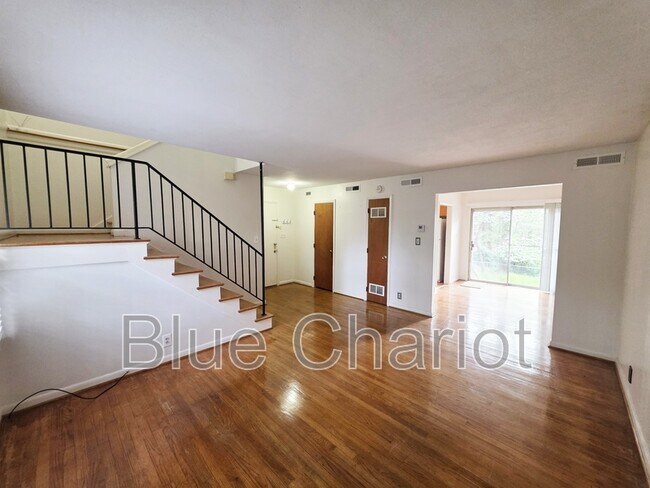 Building Photo - 3109 Merrill Ct