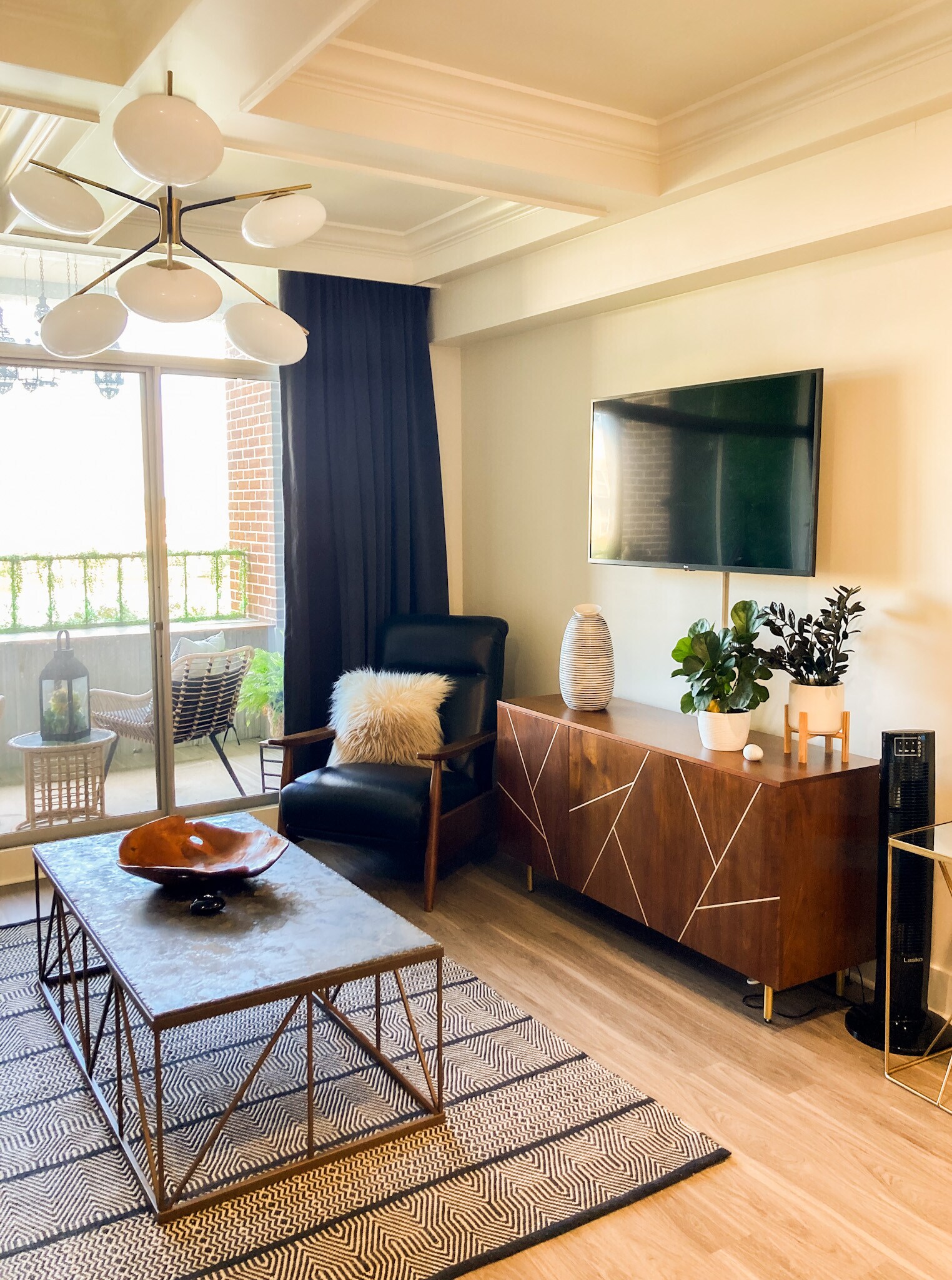 Building Photo - 14 Lockwood Dr