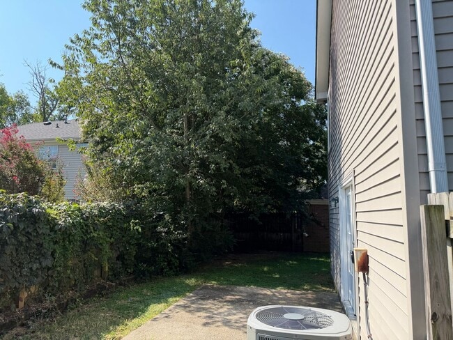 Building Photo - 106 Meridian Ct