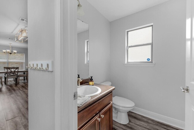 Building Photo - 2892 Shoni Dr