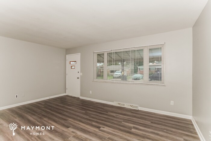 Building Photo - 5326 Delhill Dr