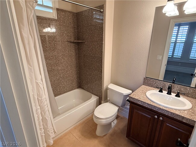 Building Photo - 464 Via Palermo Dr