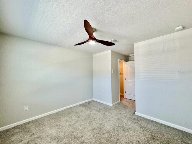 Building Photo - 8509 Primrose Willow Pl