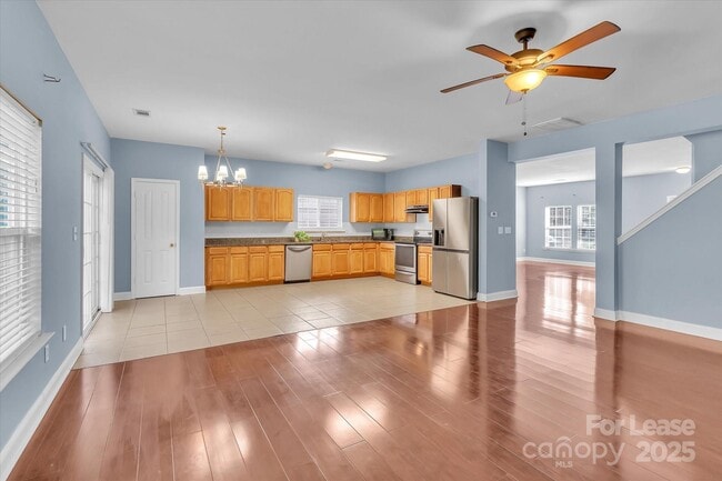 Building Photo - 15635 Normans Landing Dr