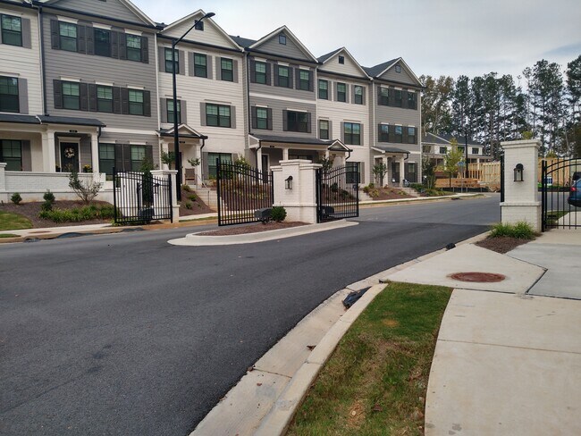 Building Photo - 419 Stovall Pl