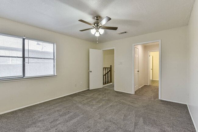 Building Photo - 1224 Westway Cir