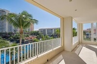 Building Photo - 717 Crandon Blvd