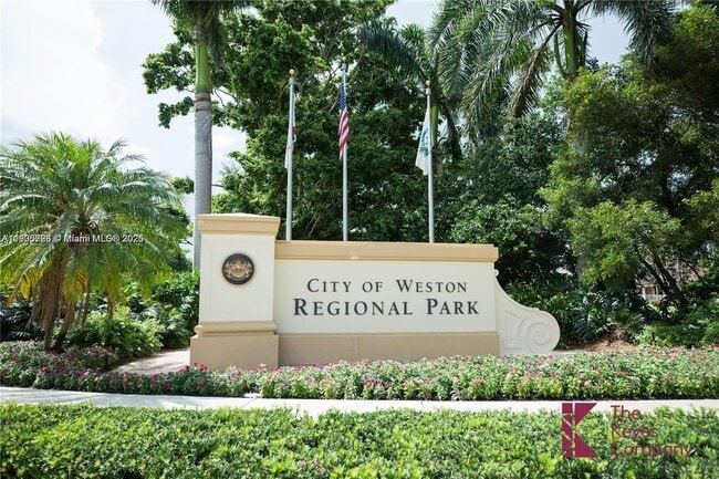 Building Photo - 2142 Madeira Dr