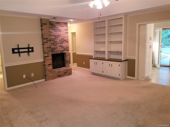 Building Photo - 5906 Carmel Dr