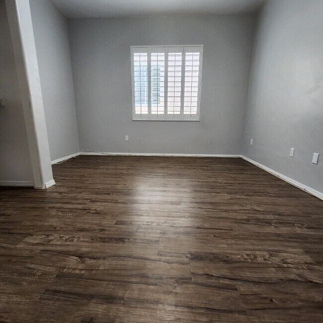 Building Photo - 13604 E High Plains Ranch St