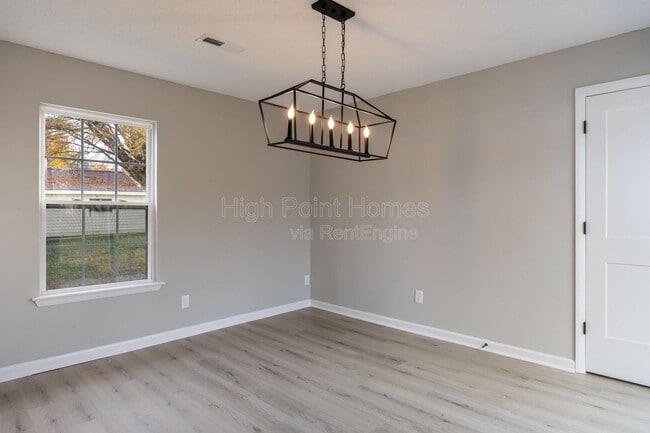 Building Photo - 1531 Wilson Rd