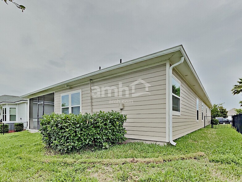 Building Photo - 16176 Magnolia Grove Way