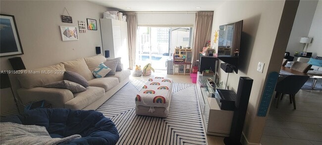 Building Photo - 1055 Yellow Birch Terrace