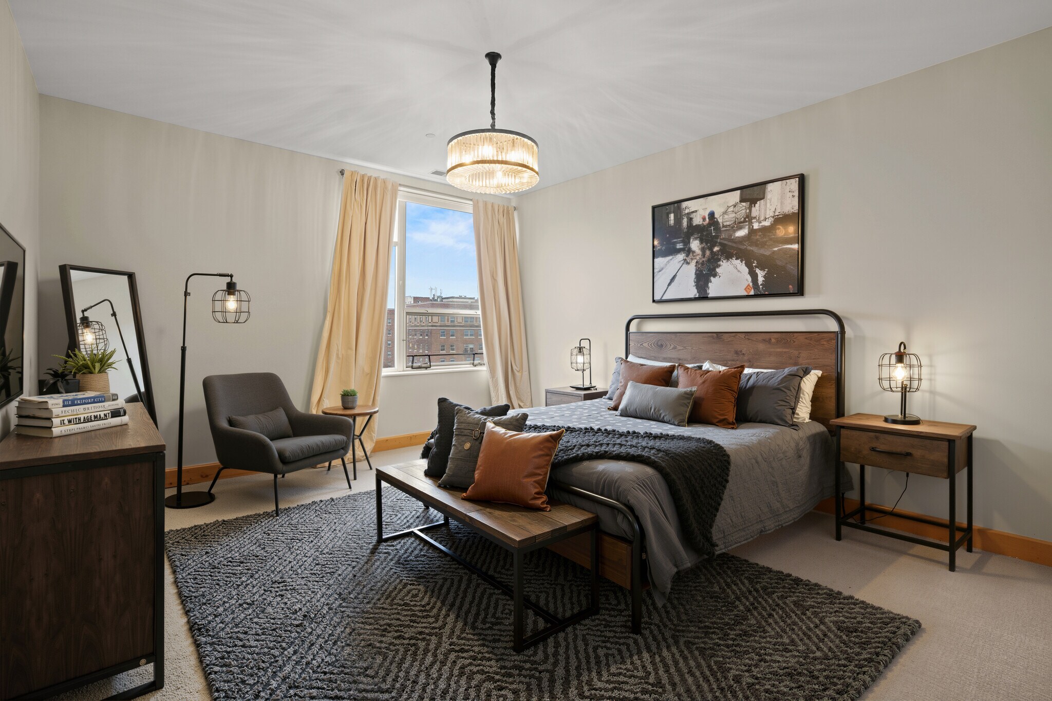 Staged Primary - 1111 N Marshall St