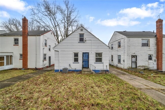 Building Photo - 10213 Dove Ave