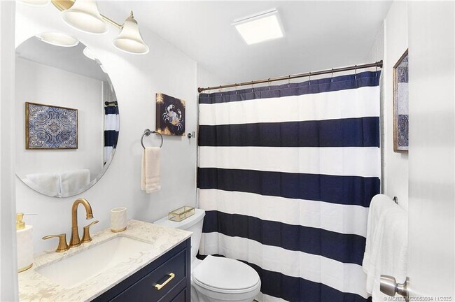 Building Photo - 5111 SE Miles Grant Rd