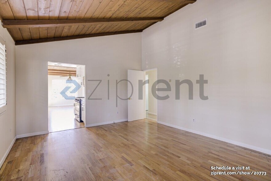 Building Photo - 14520 Hardtree Dr